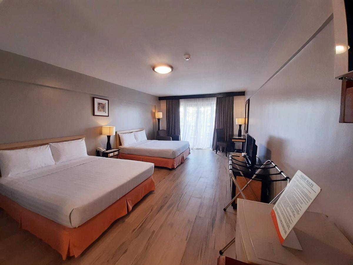 Hotel Alta Vista De Boracay à Yapak Extérieur photo